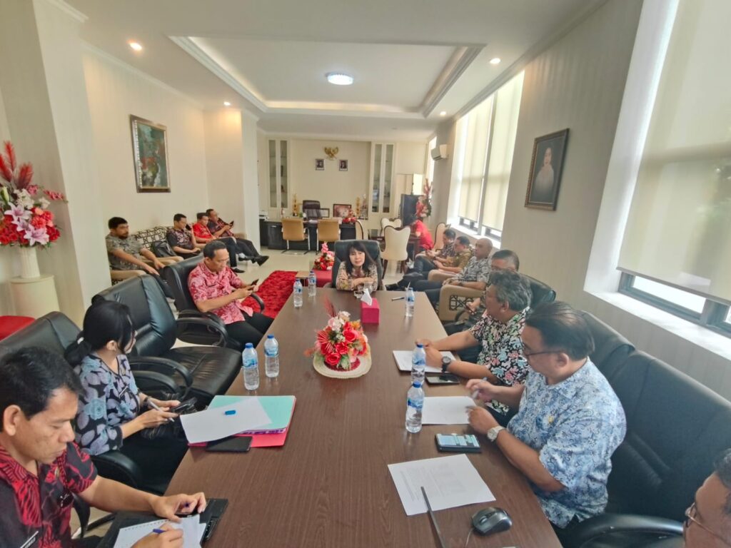 Sekretaris Badan Wakili Kaban Hadiri Rapat Pembahasan Proyeksi PAD